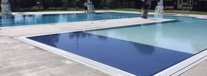 Thompson Park Pool